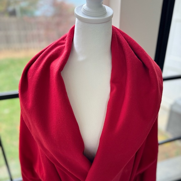 NWT Helene Berman XL Wool coat w/ tie belt; Shawl Collar and pockets. RED - Picture 2 of 5